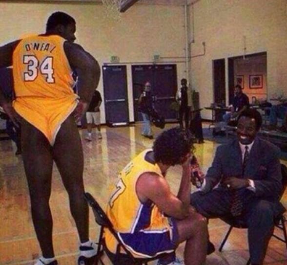 二线中场的 二线中场的